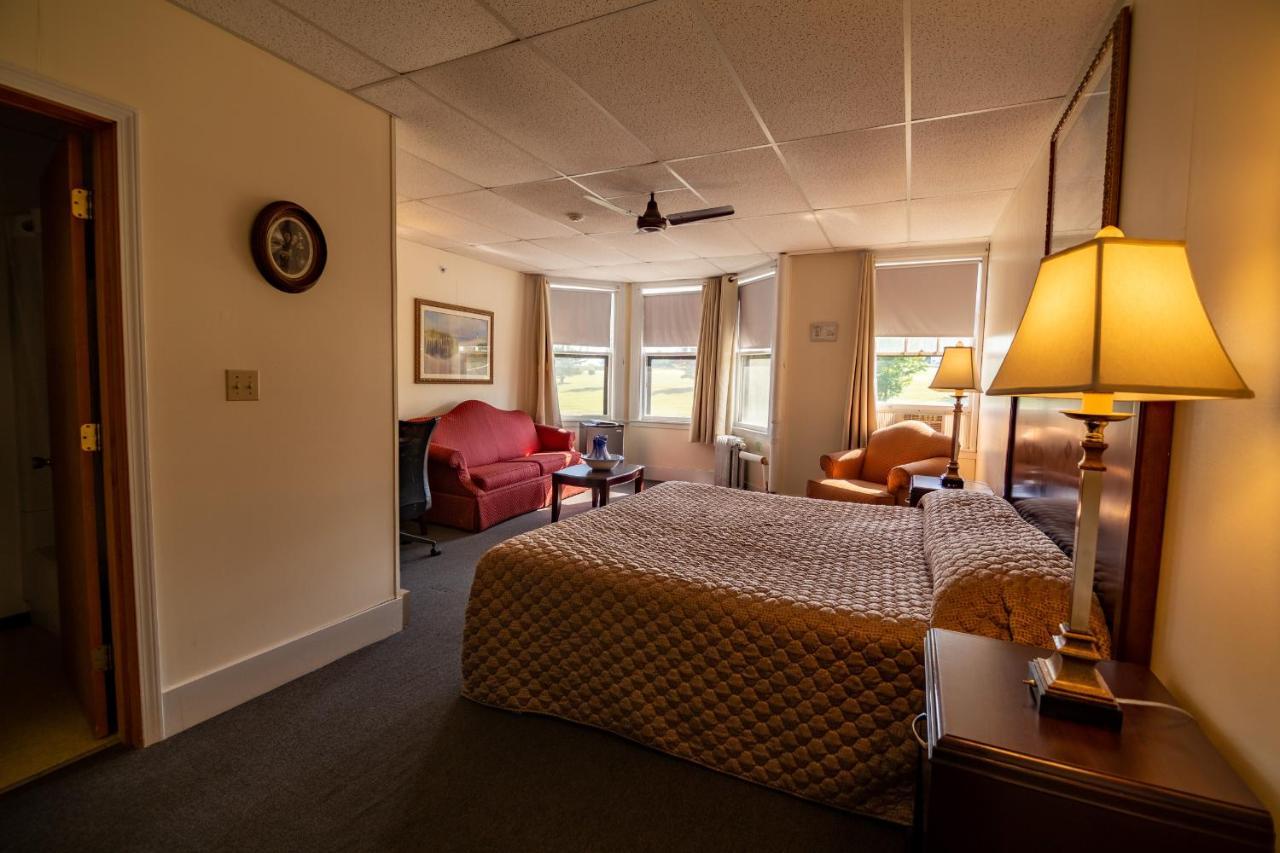 The Presidential Inn At Poland Spring Resort Екстер'єр фото